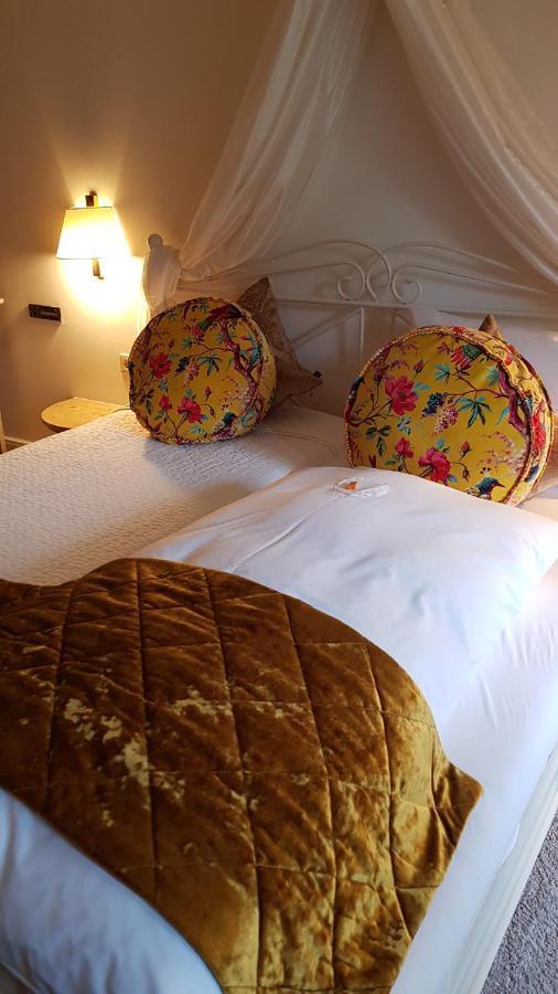 Das Kleine Hotel Iphofen, Fruehstueckszauber, No Waste, Nachhaltig, Nahe Aller Weingueter, Knauf Gips Kg Und Connekt, Kleines Secret Mit Garten & Terrassen, Tv Mirrorring, 55" Tv, Fine Dining, Hunde Willkommen Exterior photo
